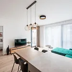 Apartment Red Jay